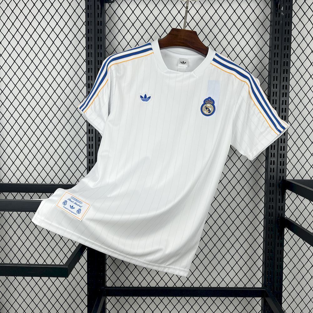 MAILLOT CONCEPT REAL MADRID 2025/2026